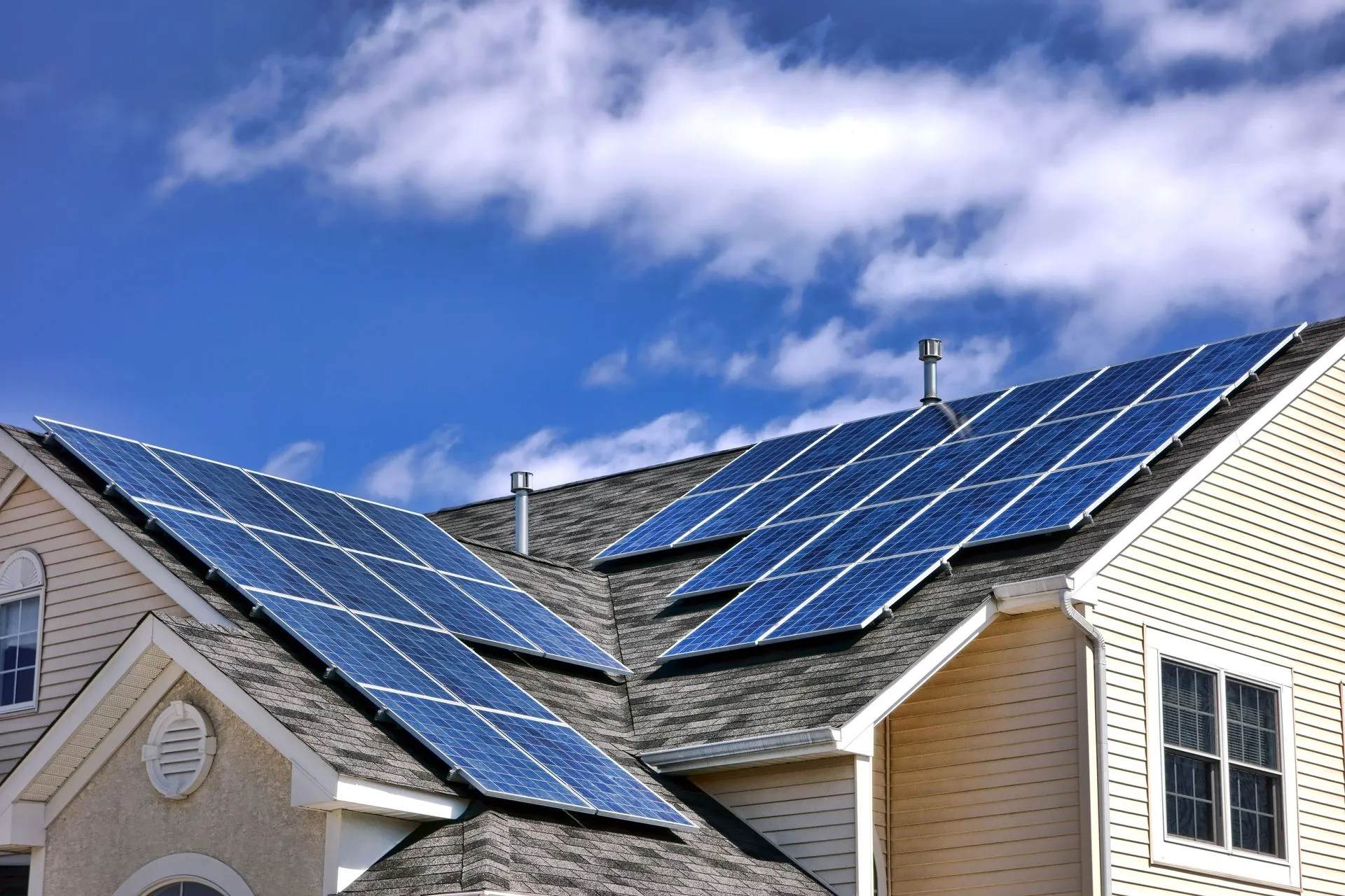 3 Benefits of Scheduling a Solar Install