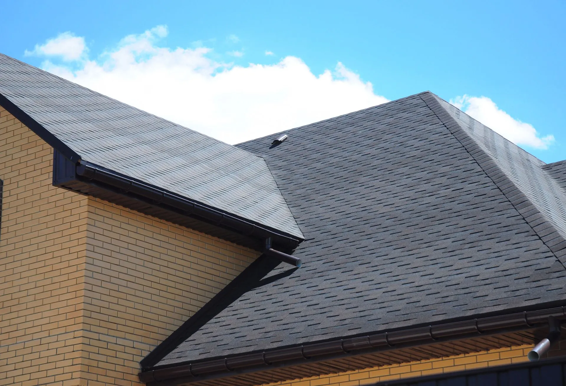 7 Hidden Costs of Delaying a Roof Replacement